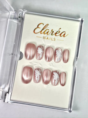 ROSE FEATHER - handmade press on nails - in rosé - mit Feder-Design - Press on Nägel - von Elaréa Nails - handgemacht - Hauptbild - Versand aus Deutschland
