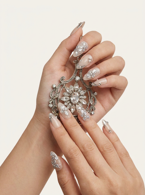 SILVER MUSE