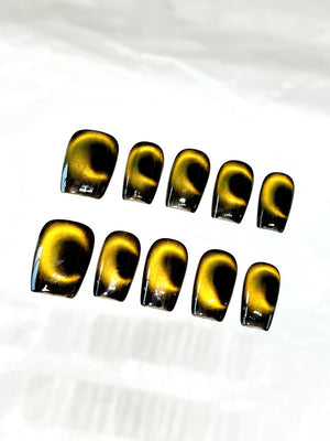 ONYX FLARE - handmade press on nails - in onyxschwarz - mit Flare-Effekt - Press on Nägel - von Elaréa Nails - handgemacht - Hauptbild - Versand aus Deutschland