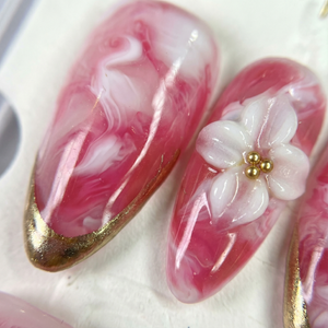 PINK BLOOM - in rosa - mit Blüten-Design - Press on Nägel - von Elaréa Nails - handgemacht - Detailansicht 3 - Versand aus Deutschland