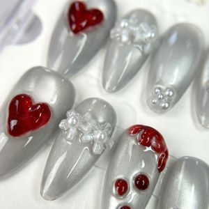 SWEET HEART - handmade press on nails - by Elaréa Nails - premium quality - made in Germany