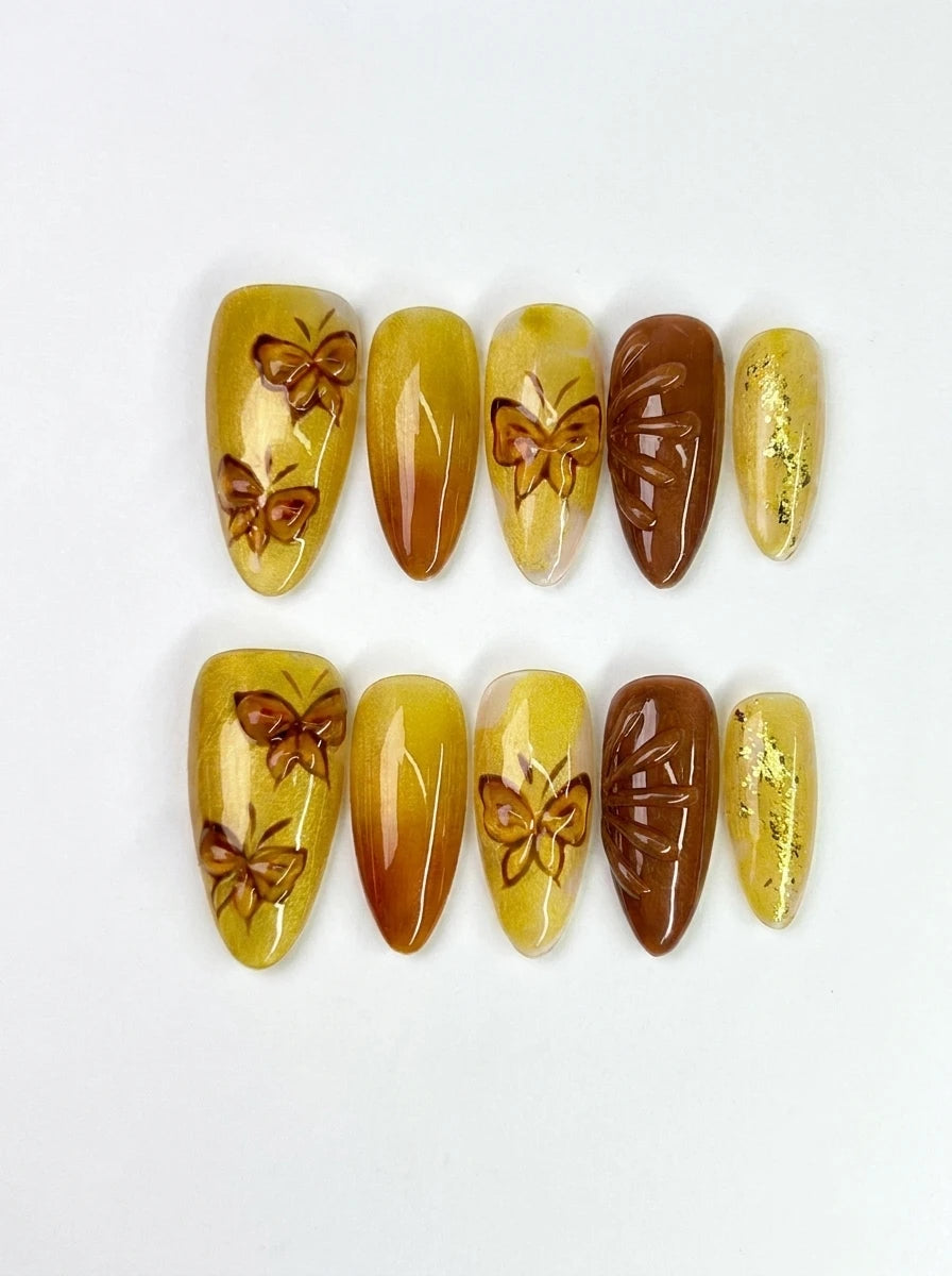 AMBER WINGS
