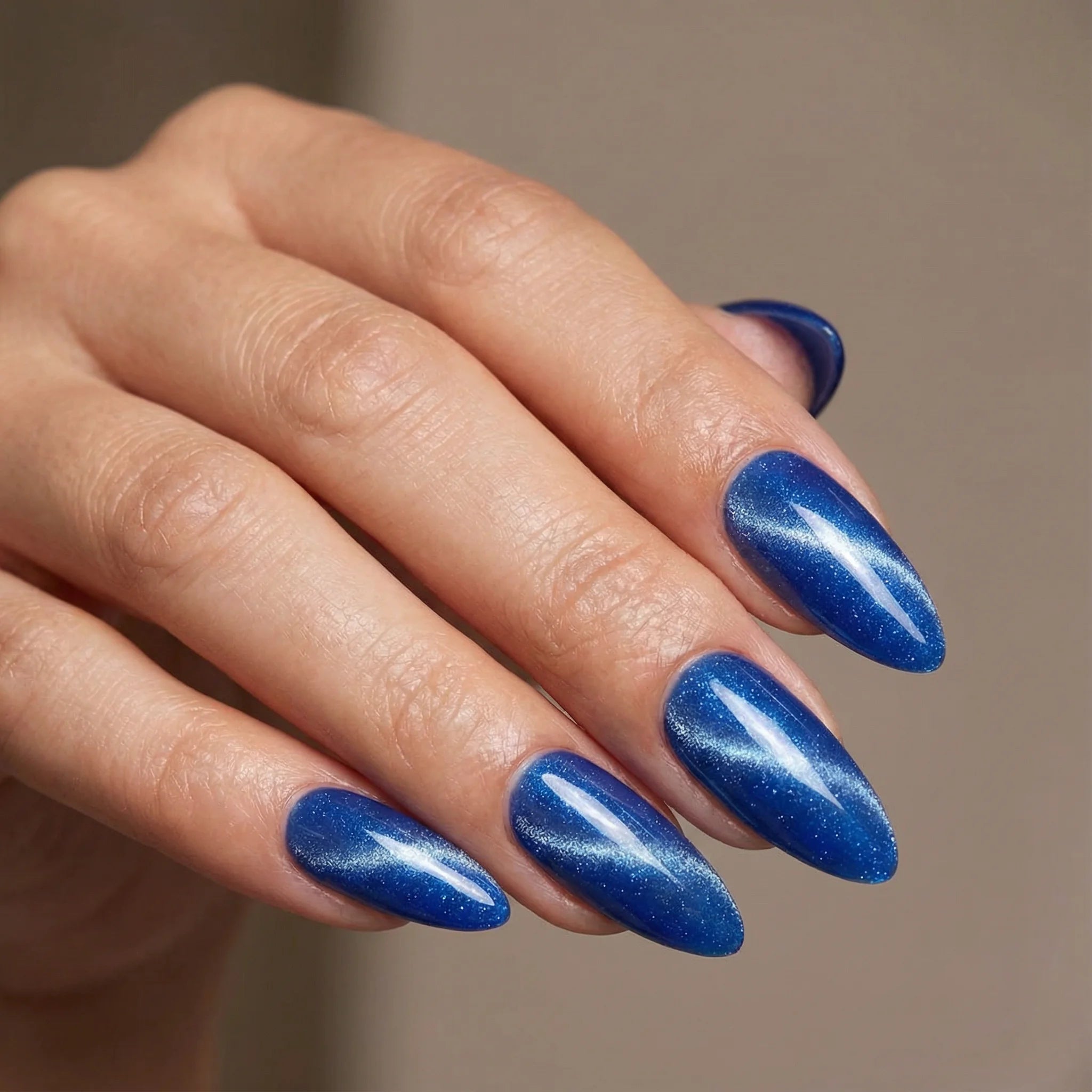 AZURE DREAM falsche Nägel Nahaufnahme - Detailansicht Qualität