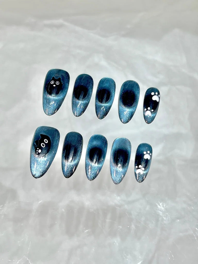 CAT BLUE falsche Nägel Nahaufnahme - Detailansicht Qualität