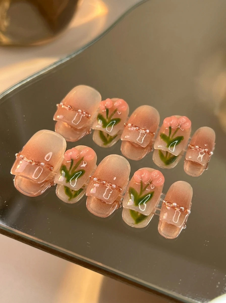 CORAL TULIP