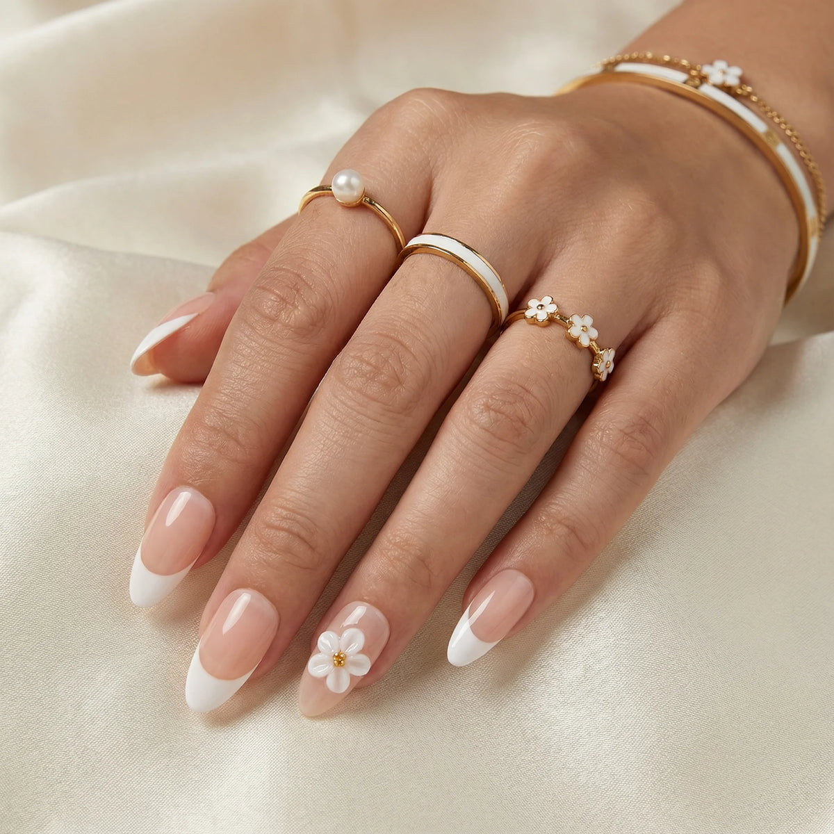 DAISY FRENCH Seitenansicht - Handgestaltung