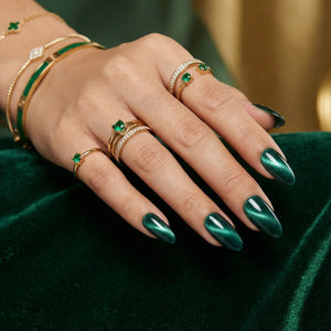 EMERALD GLOW auf natürlichen Nägeln - Anwendungsbeispiel Deutschland