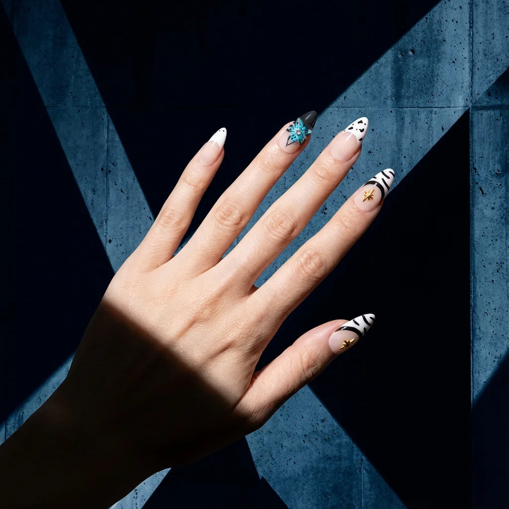 Elaréa Nails Geschenkkarte falsche Nägel Nahaufnahme - Detailansicht Qualität