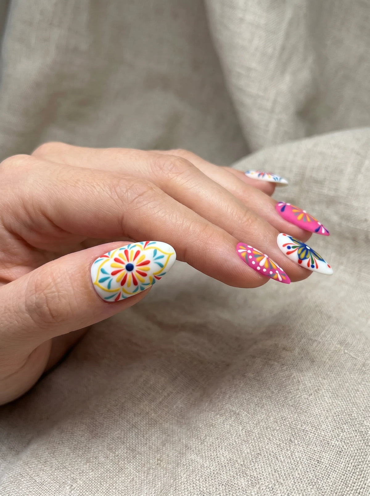 FOLK ART BLOOM