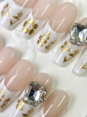 GOLDEN CRYSTAL Komplettset - 10 künstliche Fingernägel in 3 Größen (S, M, L) - einfache Anwendung und langanhaltender Halt