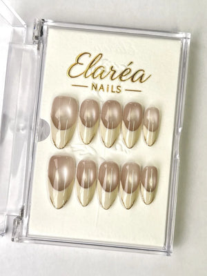 GOLDEN NUDE Press On Nägel Hauptbild - Premium Design aus Deutschland