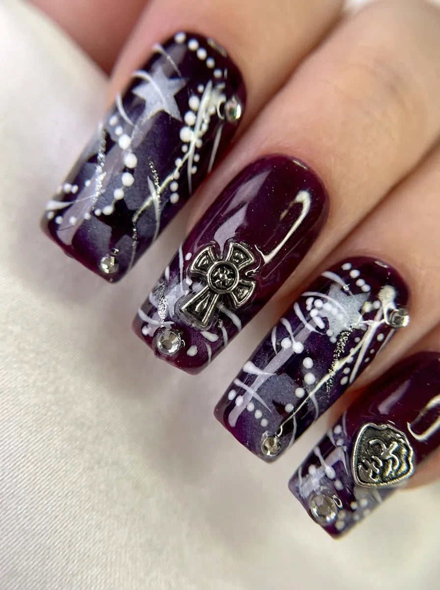 GOTHIC FROST falsche Nägel Nahaufnahme - Detailansicht Qualität