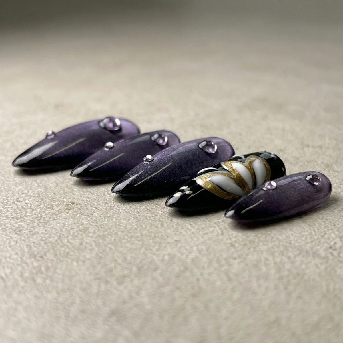 GRAPEVINE BLOOM Zubehör - Gel-Klebestreifen für perfekten Halt - einfache Anwendung und langanhaltender Halt