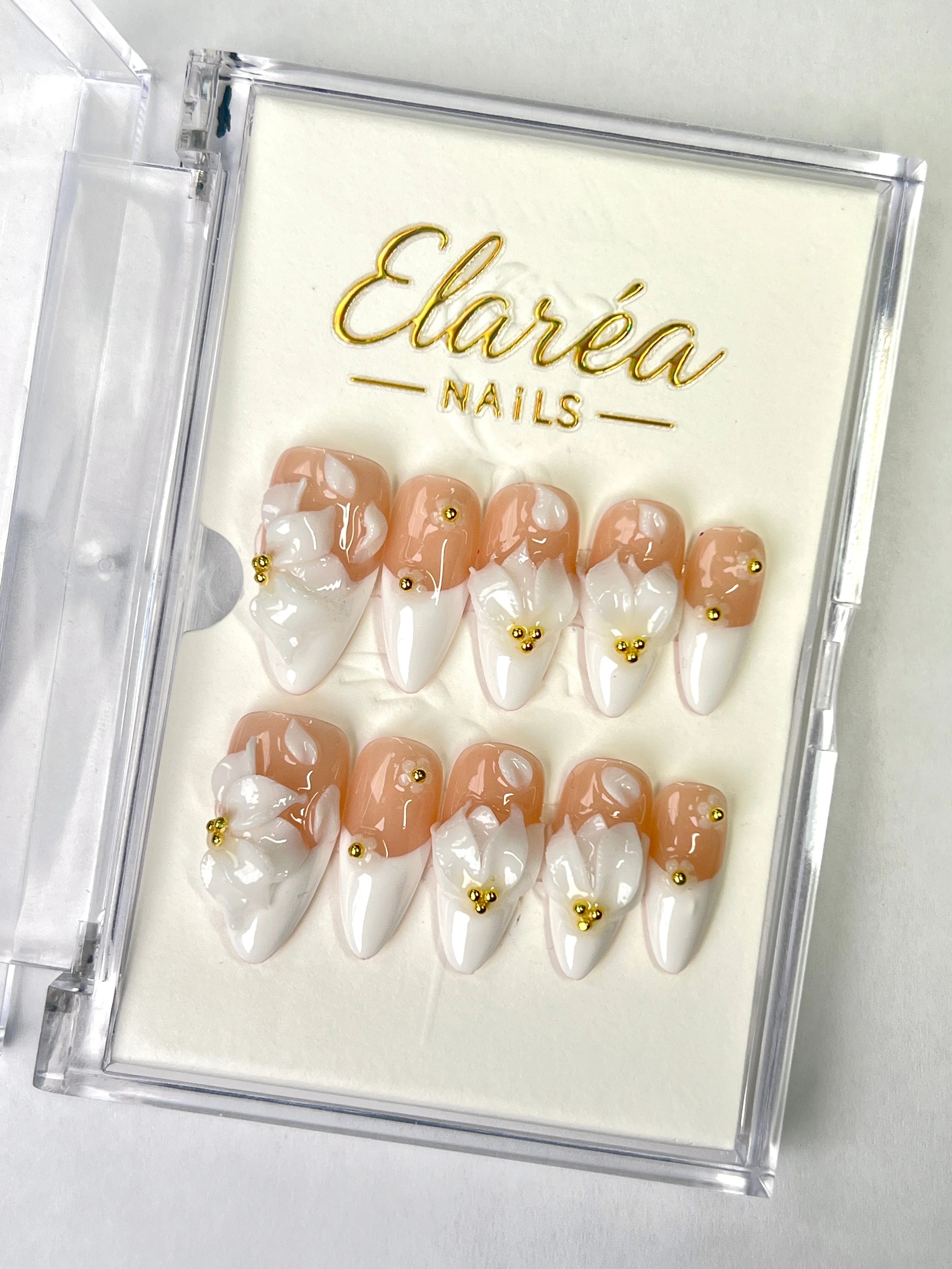 IVORY PETAL Press On Nägel Hauptbild - Premium Design
