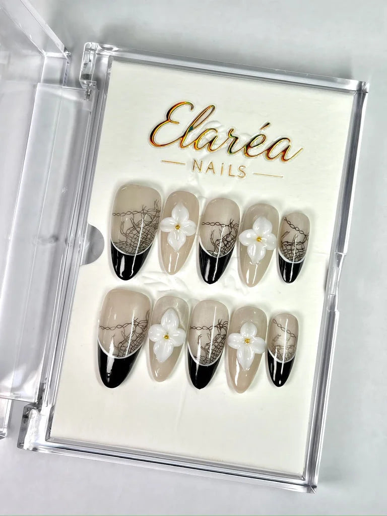 LACE BLOOM Press On Nägel Hauptbild - Premium Design aus Deutschland