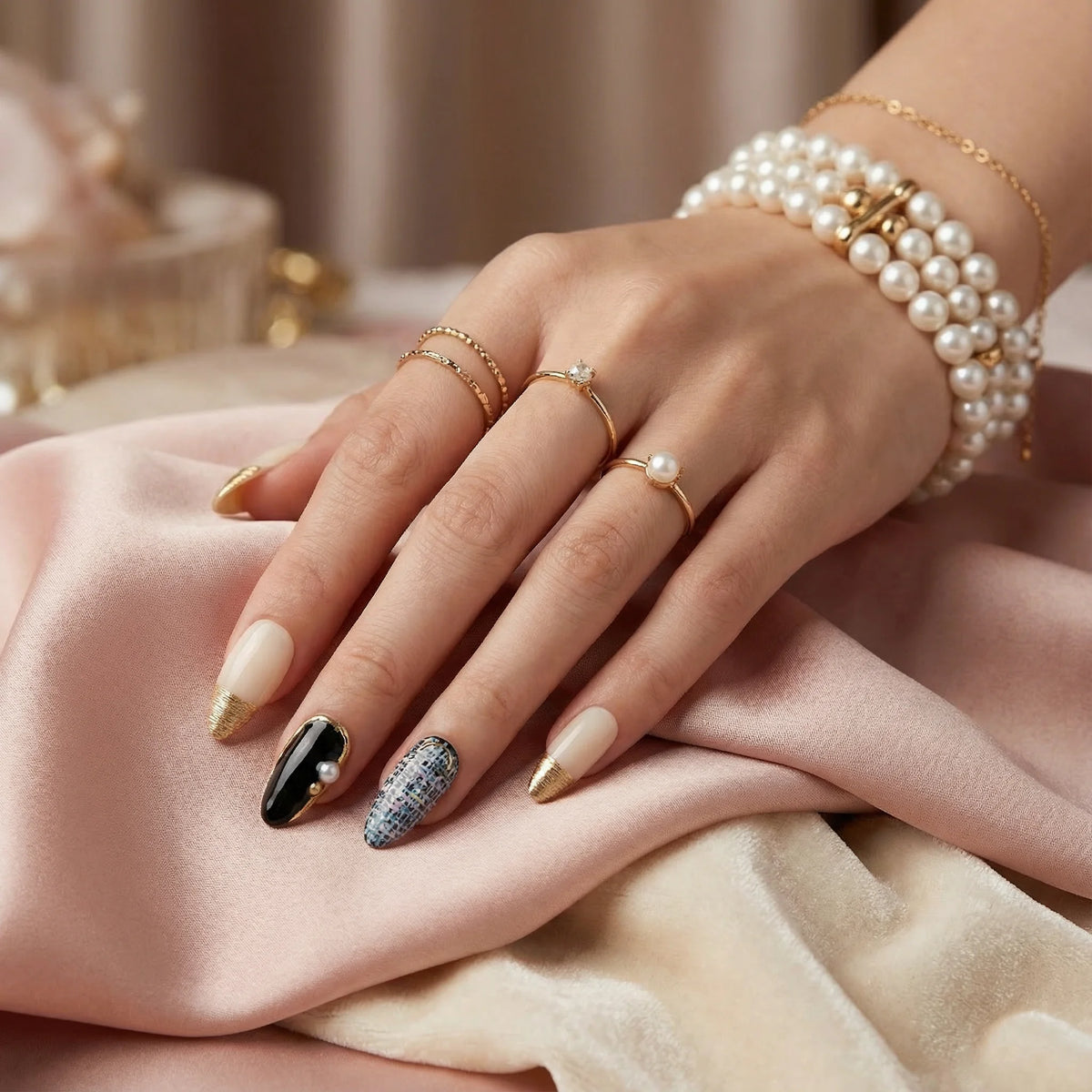 PEARL RIBBON Komplettset - 10 künstliche Fingernägel in 3 Größen (S, M, L) - einfache Anwendung und langanhaltender Halt