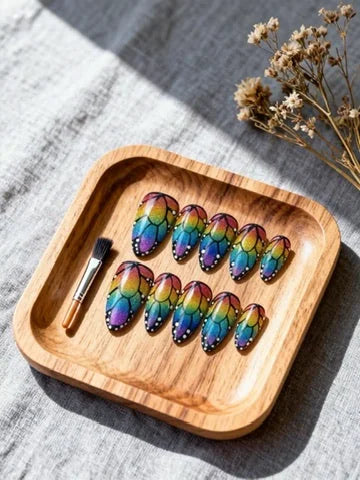 RAINBOW WINGS falsche Nägel Nahaufnahme - Detailansicht Qualität