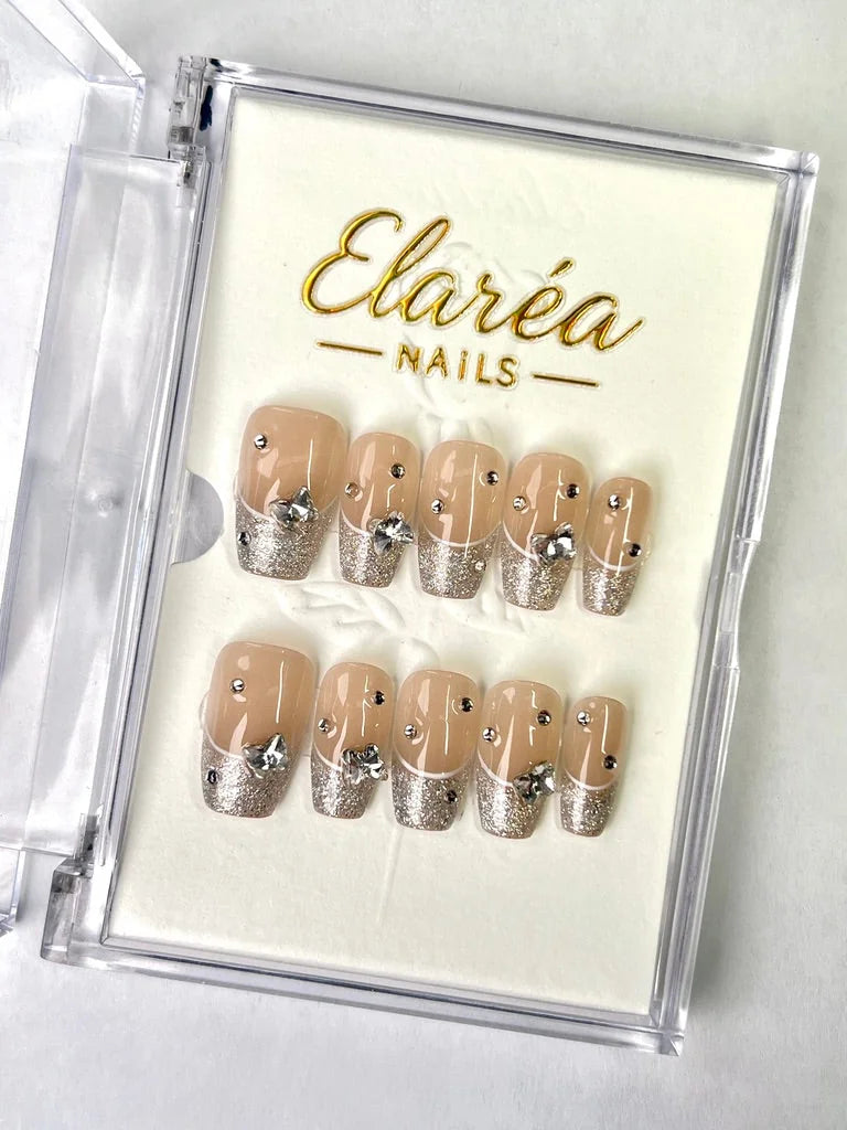 SILVER SPARK Hauptbild - Press On Nägel mit einzigartigem Design - Premium künstliche Fingernägel