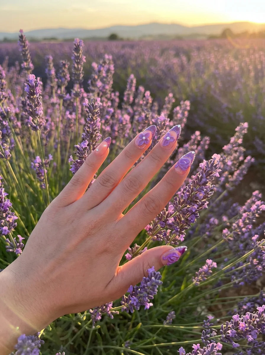 SWAN LAVENDER Komplettset - 10 künstliche Fingernägel in 3 Größen (S, M, L) - einfache Anwendung und langanhaltender Halt