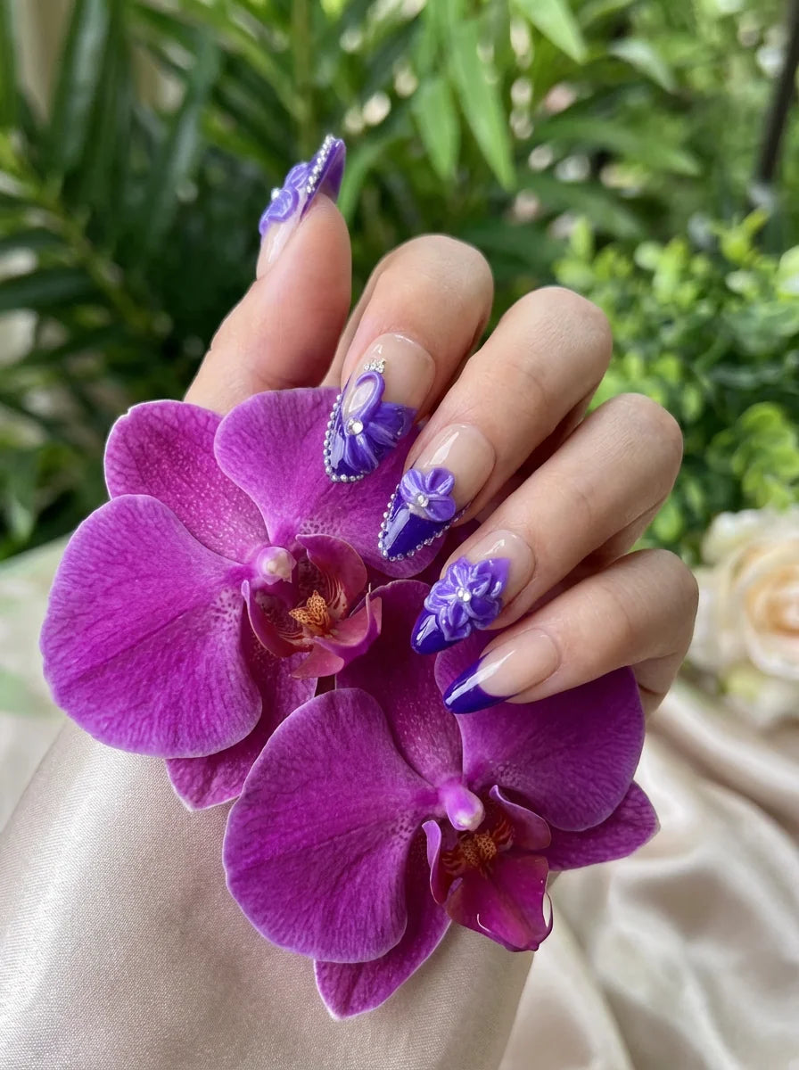 SWAN VIOLET auf natürlichen Nägeln - Anwendungsbeispiel