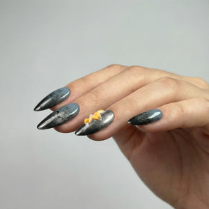 TWILIGHT PETALS - handmade press on nails - by Elaréa Nails - premium quality - made in Germany