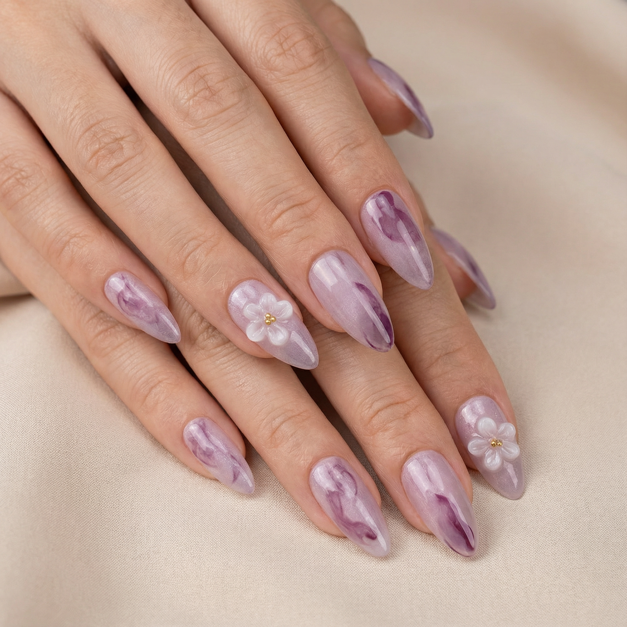 LILAC MIST - in fliederfarben - mit Nebel-Effekt - Press on Nägel - von Elaréa Nails - handgemacht - Detailansicht 3 - Versand aus Deutschland