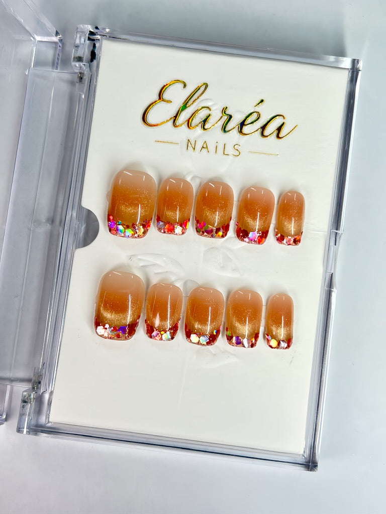 PEACH SPARKLE - handmade press on nails - in pfirsichfarben - mit Glitzer-Effekt - Press on Nägel - von Elaréa Nails - handgemacht - Hauptbild - Versand aus Deutschland