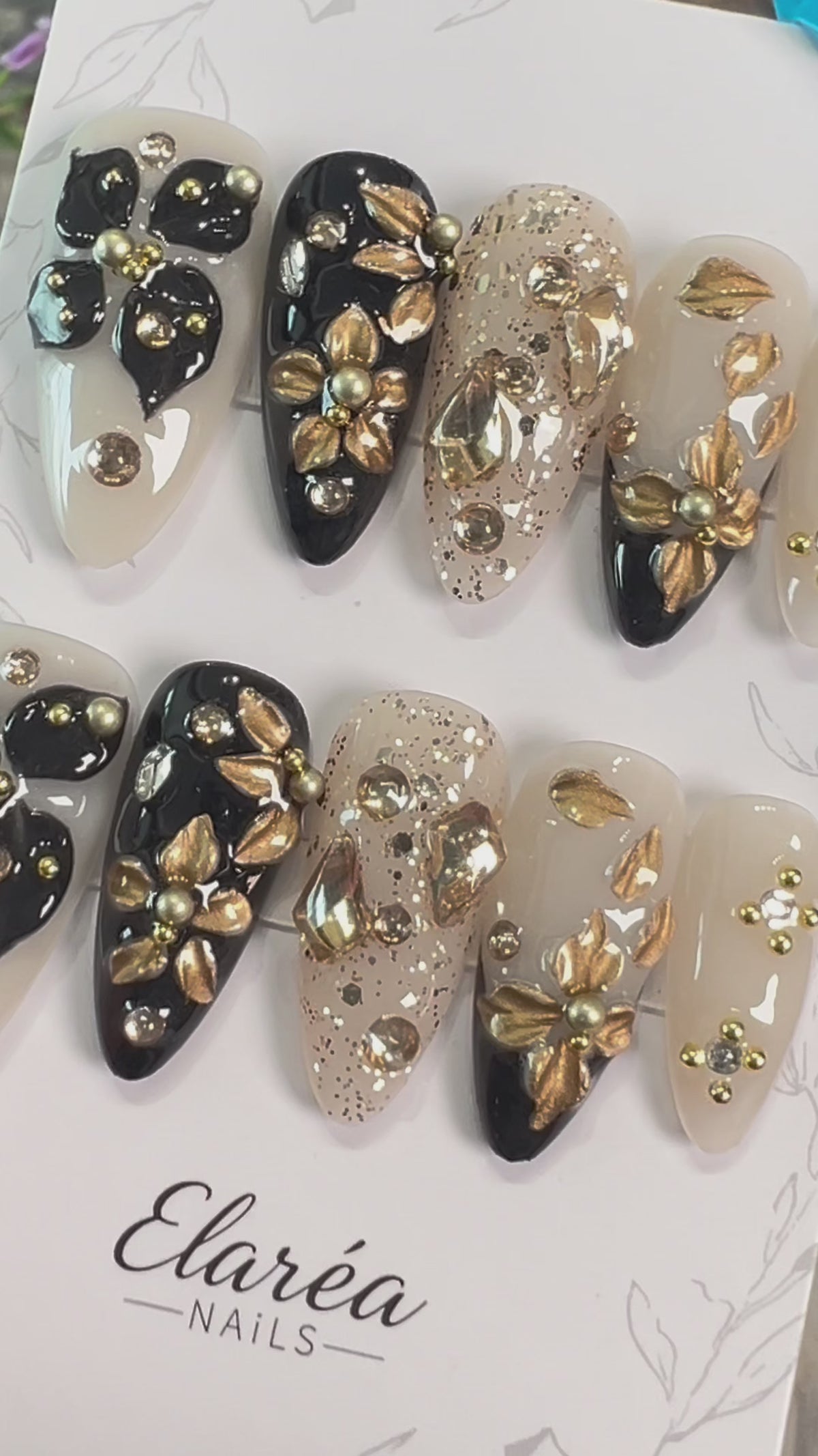 ANTIQUE GILDED – Nahaufnahme einzelner Nägel