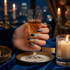 TWILIGHT PETALS - handmade press on nails - by Elaréa Nails - premium quality - made in Germany