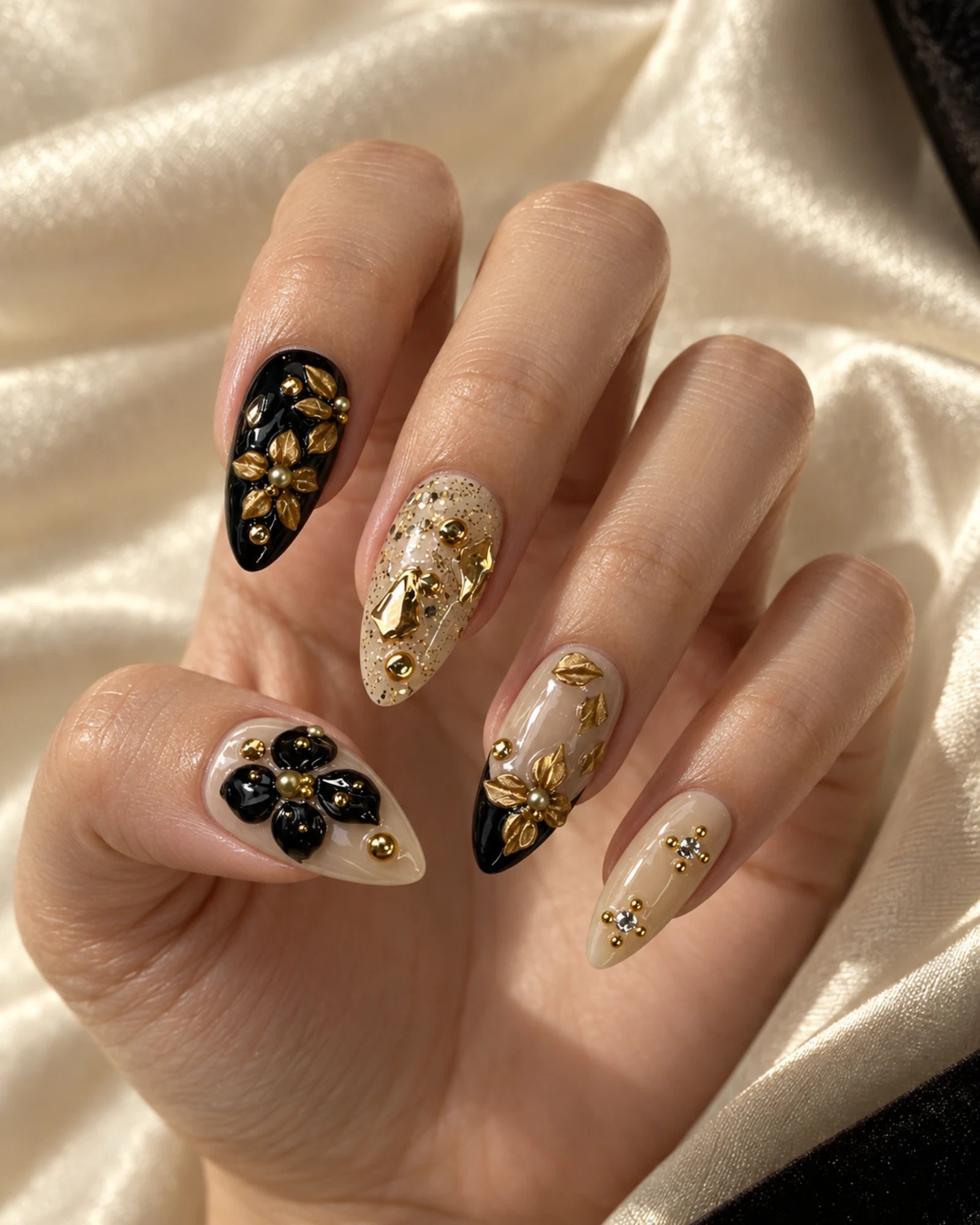ANTIQUE GILDED · Trageansicht